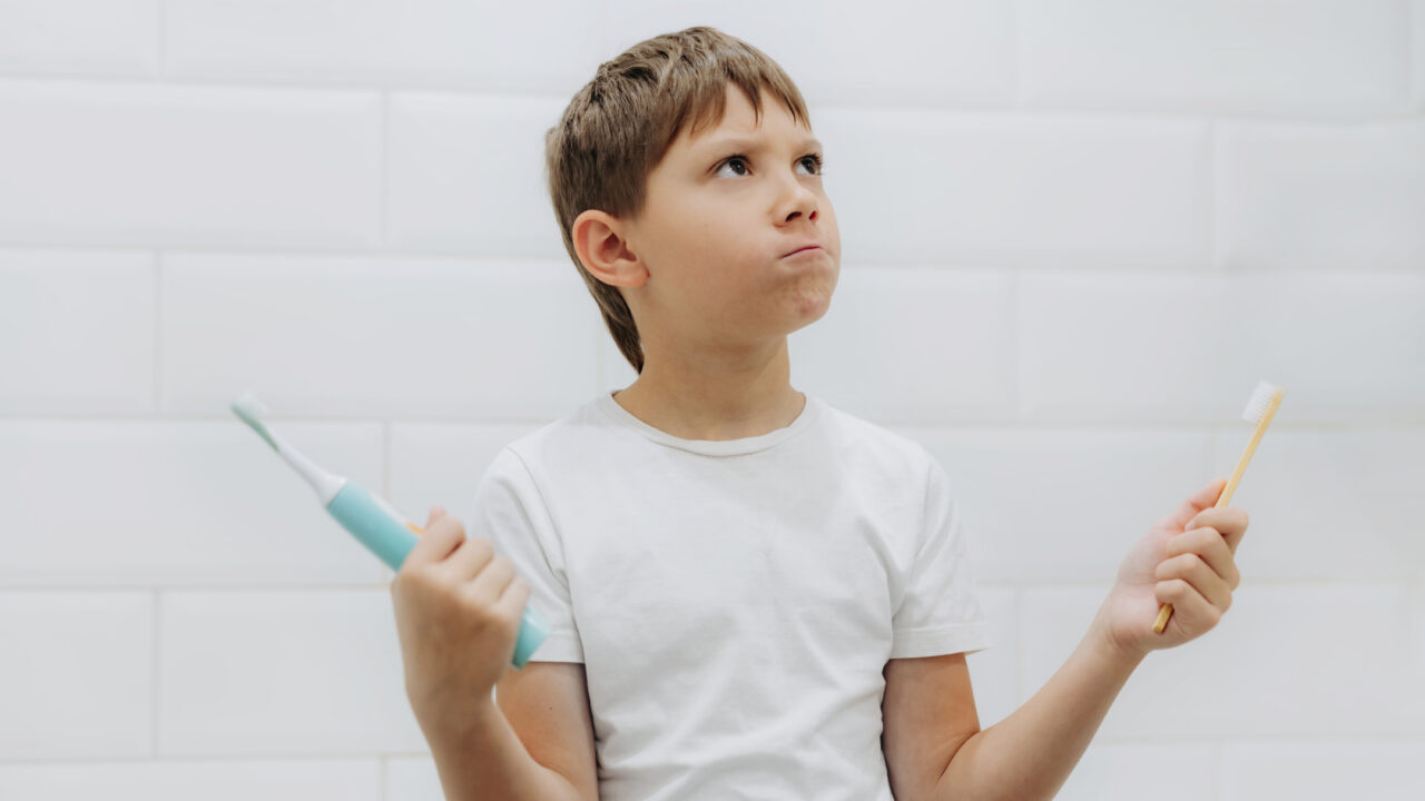 Toothbrushing – How and when?