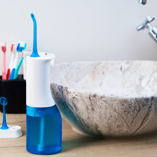 Water flosser – Is it a toothbrush substitute?