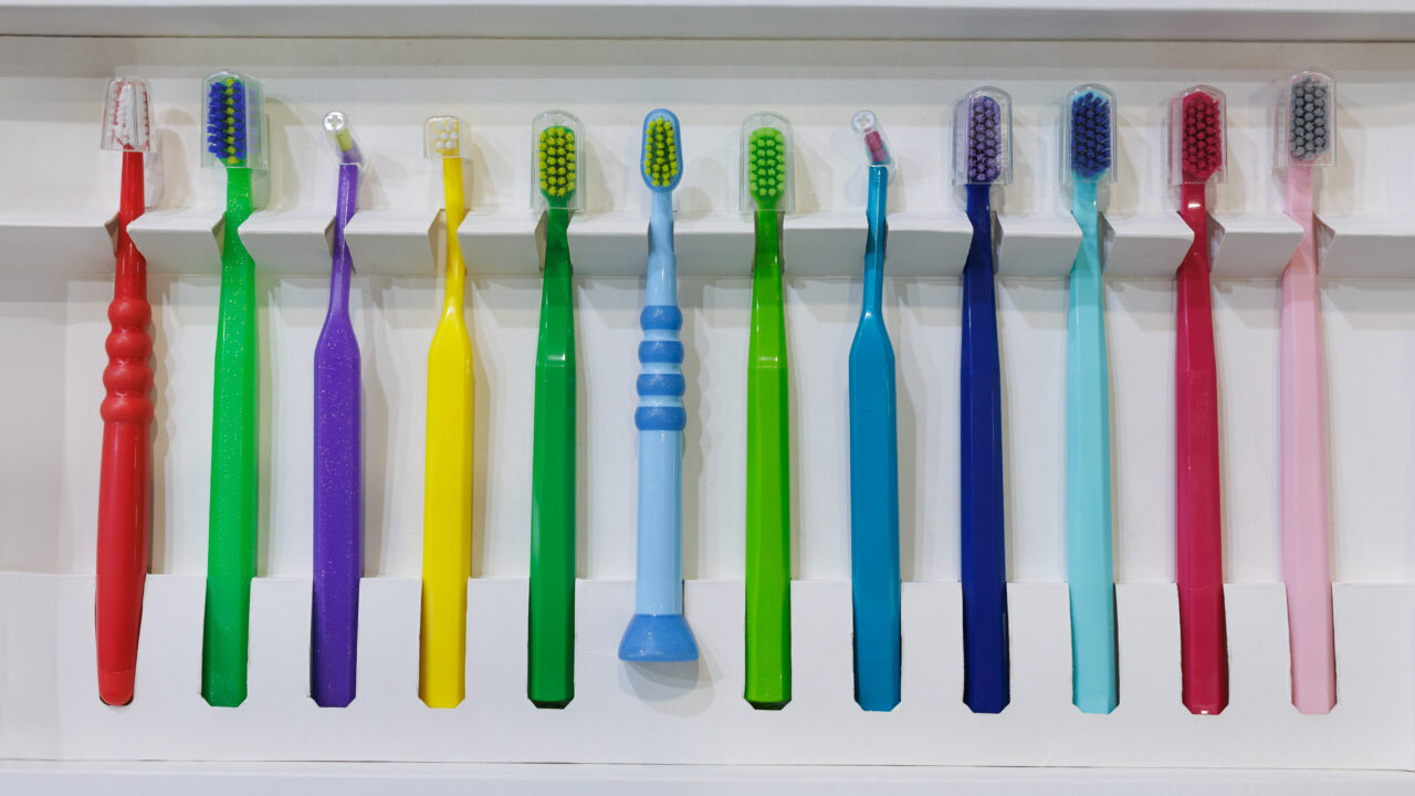 Changing toothbrush – when and why?